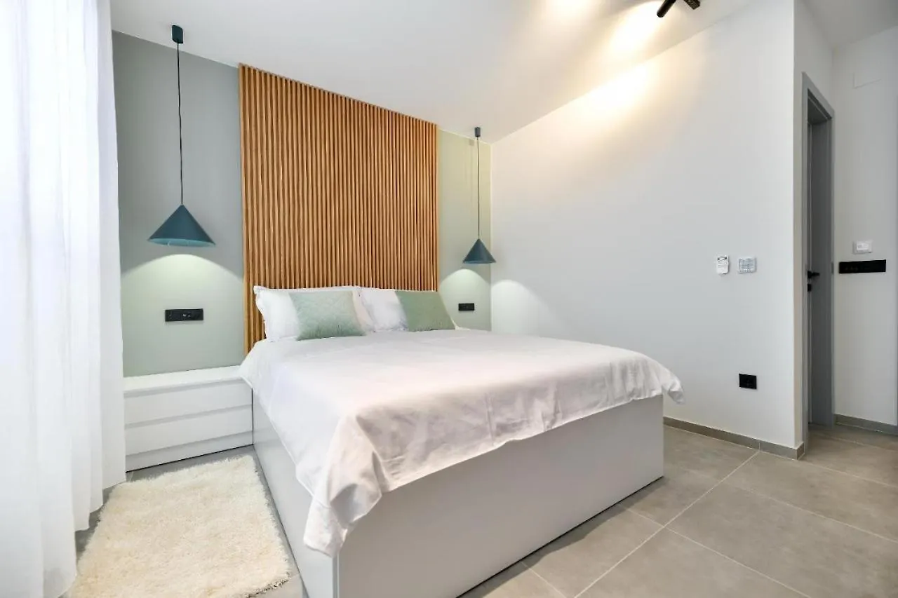 Maris Accommodation By Belmont Realty Zadar