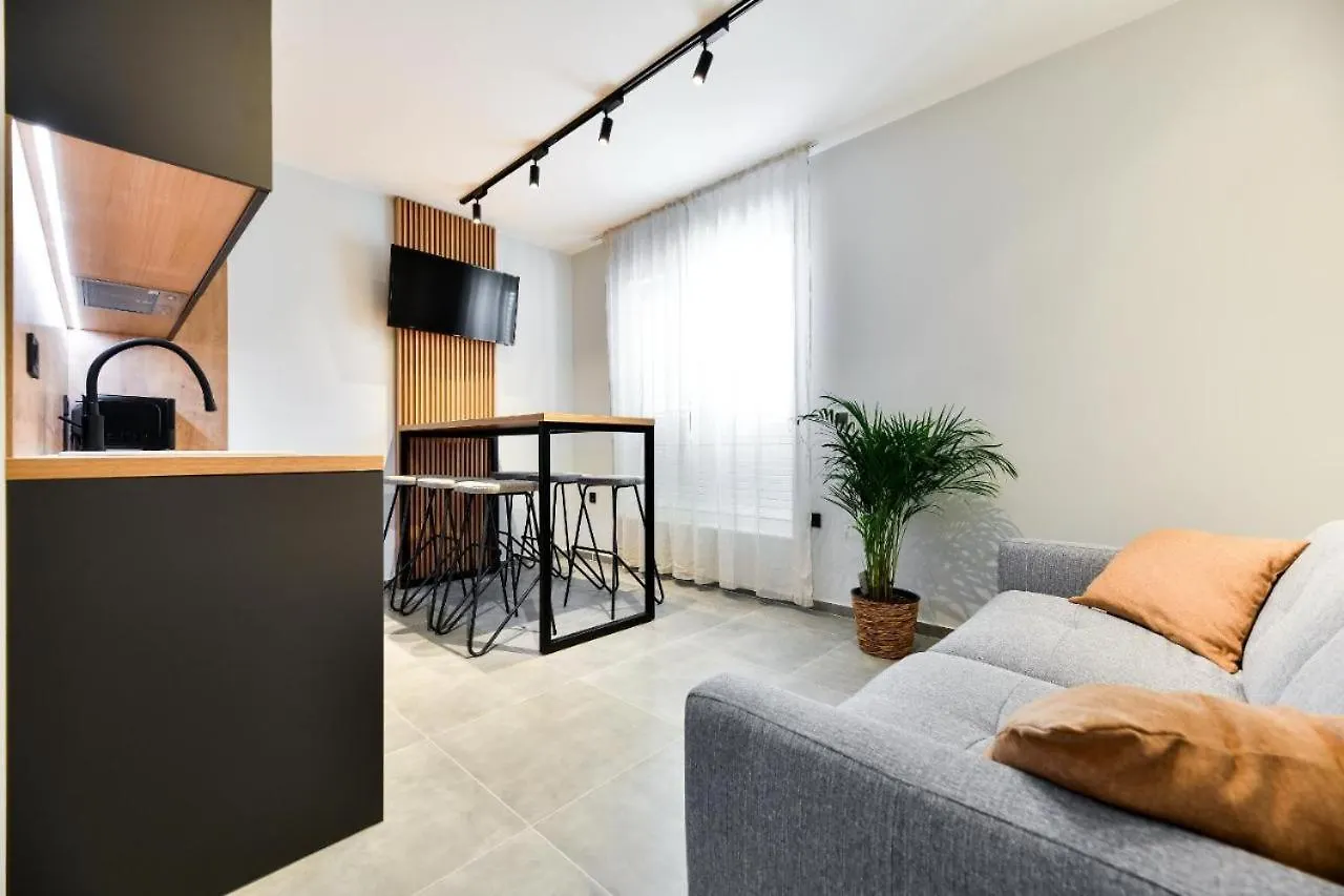 Apartment Maris Accommodation By Belmont Realty Zadar