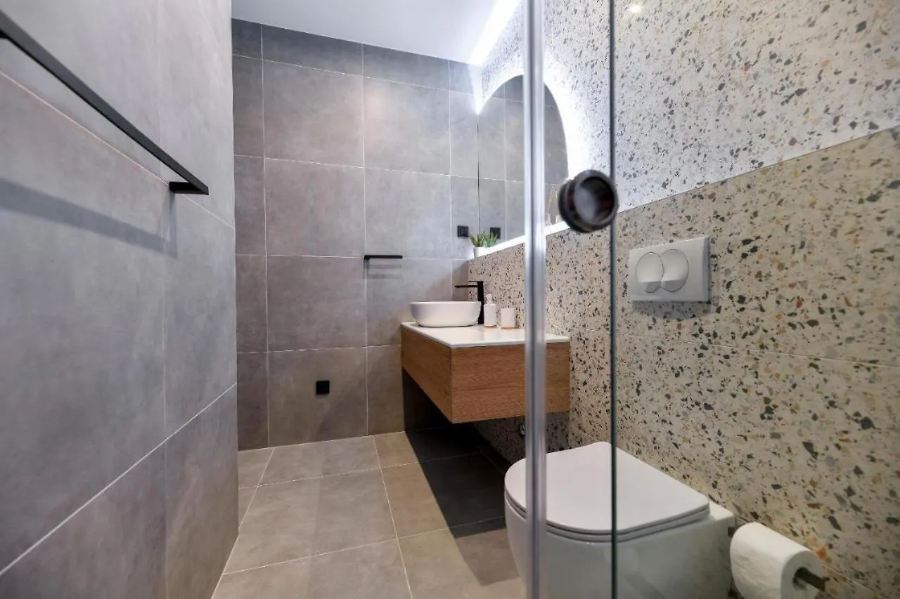 Apartment Maris Accommodation By Belmont Realty Zadar